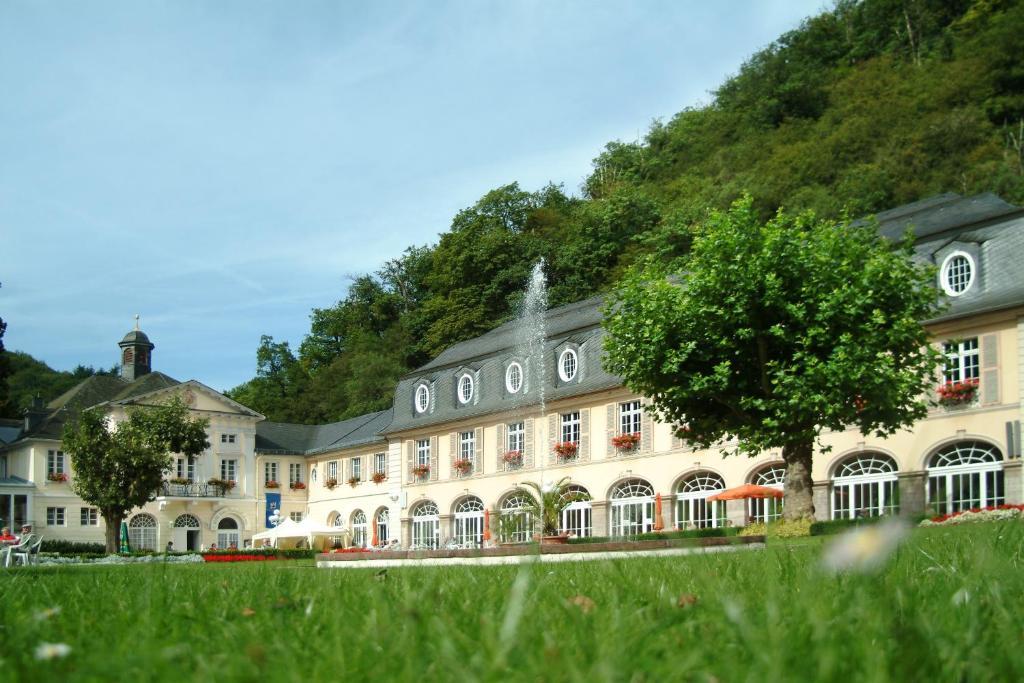 Hotel Haus Christa Bad Bertrich Buitenkant foto